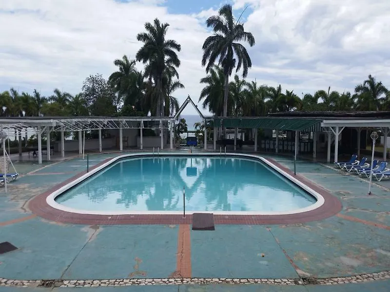 Seacastles Exora Beach Suite Montego Bay Daire